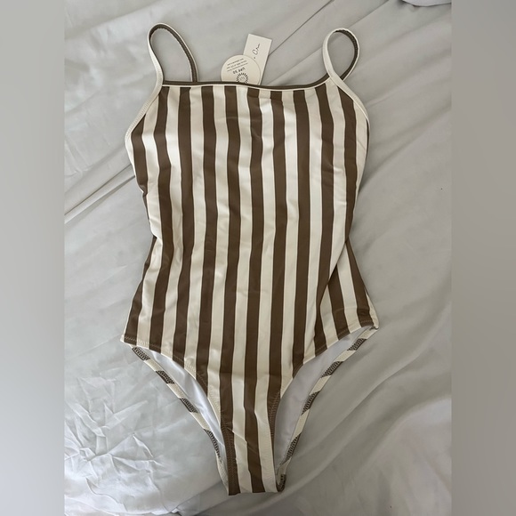 Rylee and Cru Womens Olive striped swimsuit in size XS. - Picture 3 of 3